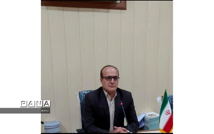 40 دستگاه تبلت و گوشی در لرستان به دانش‌آموزان محروم با نیازهای ویژه اهدا شد