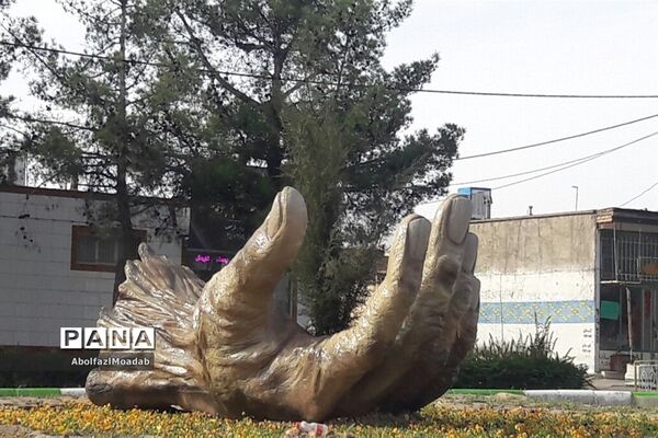 نشانه‌های نوروزی در کاشمر