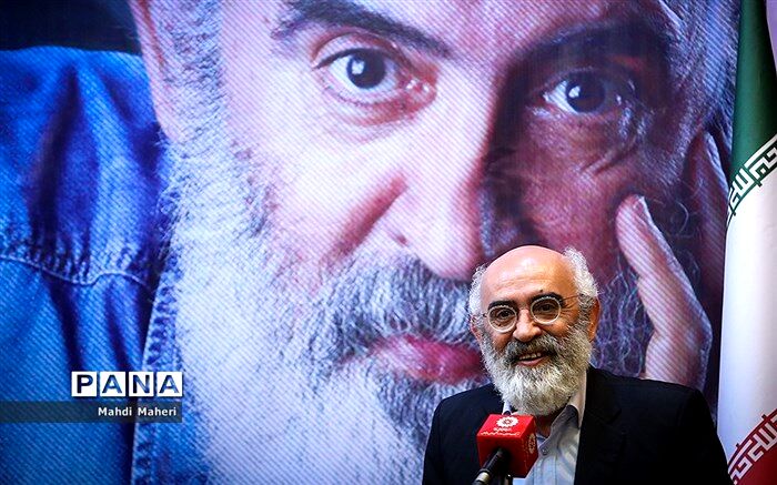 مردم عجله دارند، پس سراغ شبکه های اجتماعی رفته‌اند؛  اطلاعات درست به خطر افتاده‌اند