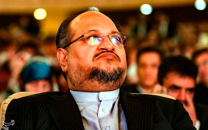 وزیر رفاه: سن مدیریت عالی را ۱۲ سال کاهش دادم