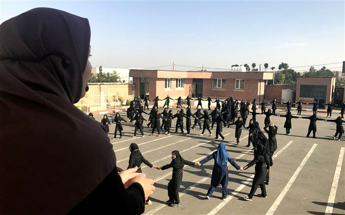 تحصیل درفضای مجازی و نقش دانش‌آموزان