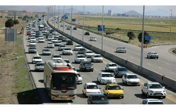 افزایش ۷۷ درصدی تردد خودرو‌ها در راه‌های ارتباطی نسبت به سال گذشته