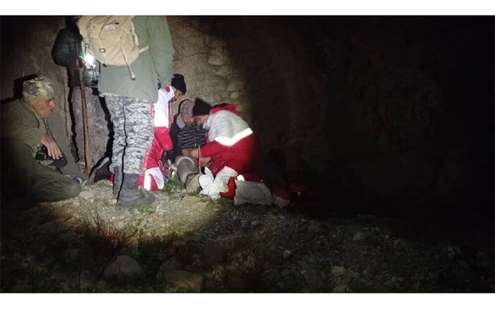 عملیات ۱۰ ساعته هلال احمر جلفا برای نجات کوهنوردان در ارتفاعات کمتال