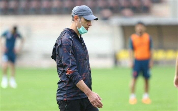 لیگ برتر ایران؛ پرسپولیس به سپاهان و استقلال عیدی داد