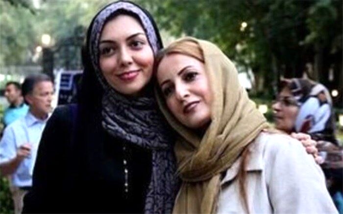 گریه‌های تلخ شقایق دهقان در مراسم ختم آزاده نامداری