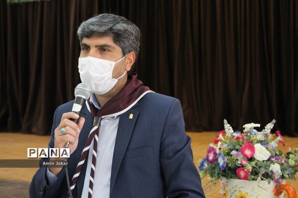 نشست سالانه قطبی مسئولان سازمان دانش آموزی استان فارس در شهرستان آباده