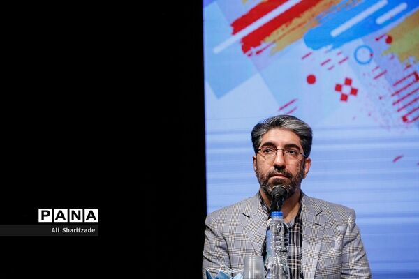 نشست خبری هفته هنر انقلاب اسلامی