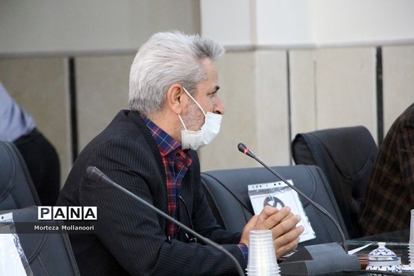 جلسه ویدیو کنفرانس مدیر کل  قرآن عترت و نماز وزارت آموزش پرورش با مدیران مدارس قرآنی