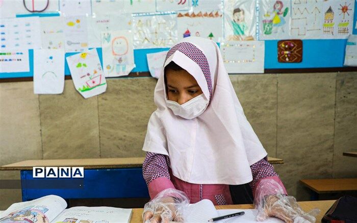 فعالیت آموزشی در مناطق آبی و زرد استان بارعایت پروتکل بهداشتی حضوری است