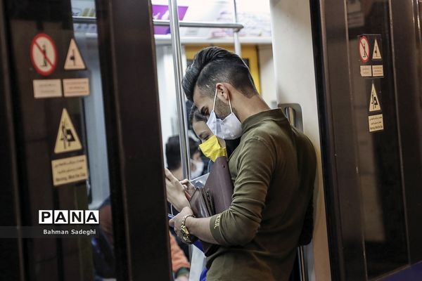 مترو تهران در شرایط قرمز کرونایی