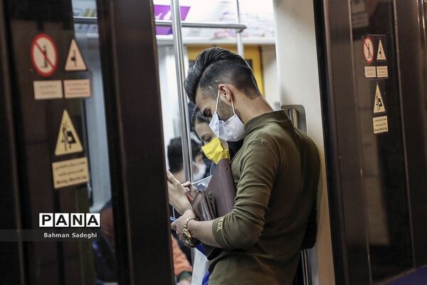 مترو تهران در شرایط قرمز کرونایی