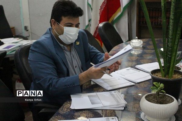 نشست کمیته داوری مدارک مربیان نمونه پیشتاز استان بوشهر