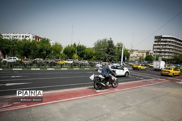 اینجا مسیر دوچرخه سواری است