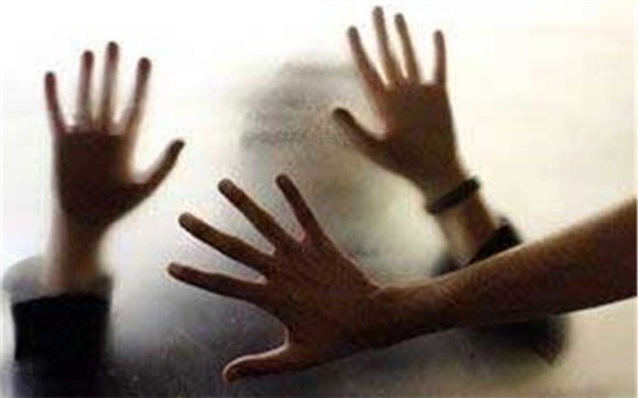 گرفتن جواب «بله» با ضرب و جرح از دختر جوان