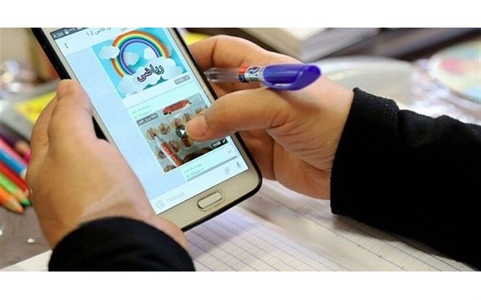اهدای 33 تبلت به دانش آموزان کم برخوردار تحت پوشش کمیته امداد شهرستان اصلاندوز