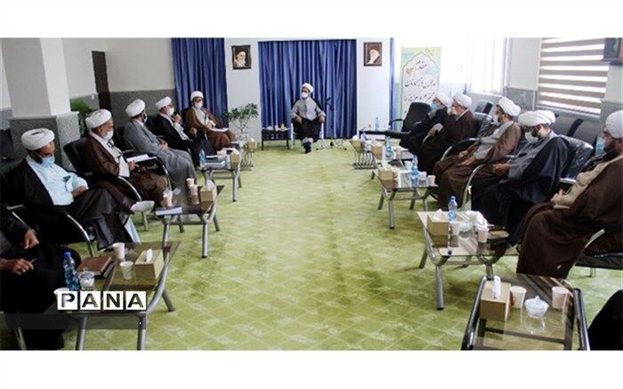 تاثیر روحانیت بر مردم، در گرو عمل‌گرایی است