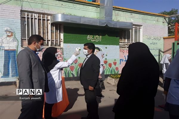 آیین افتتاحیه مدرسه پویا شاهد ریحانه‌النبی در قرچک