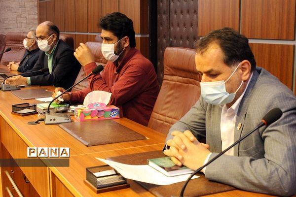 نشست کارگروه ستادی تعاونی‌های آموزشگاهی سازمان دانش‌آموزی خوزستان