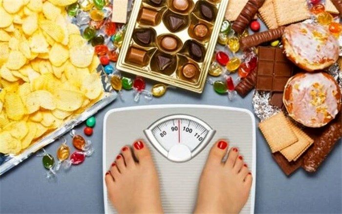 چرا زنان دچار اختلال پرخوری می‌شوند