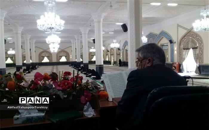 برگزاری جلسه قرآن  مجید در زیارتگاه  شهید آیت الله مدرس کاشمر