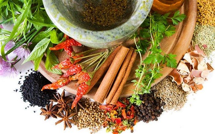 نوشیدن آب یخ در افطار بسیار خطرناک است