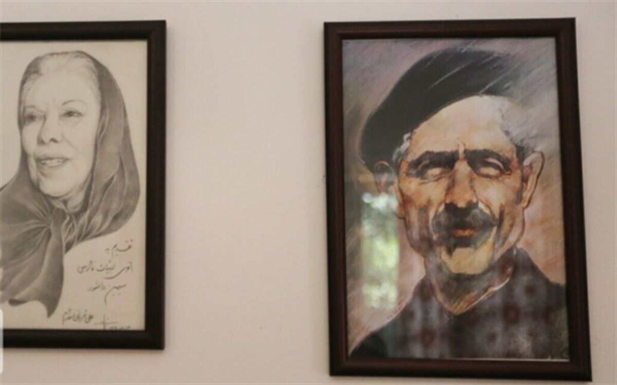‫رونمایی از تمبر  یادبود «سیمین و جلال»