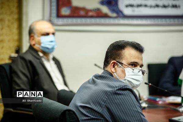 جلسه طراحی و تدوین بسته پالایش و پایش تربیتی مبتنی بر سند تحول بنیادین