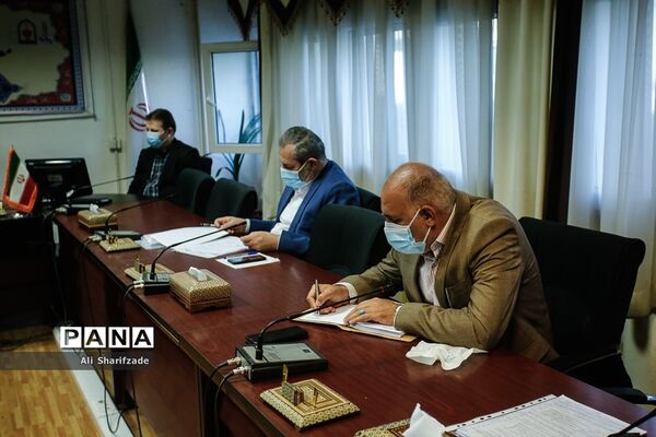 جلسه طراحی و تدوین بسته پالایش و پایش تربیتی مبتنی بر سند تحول بنیادین