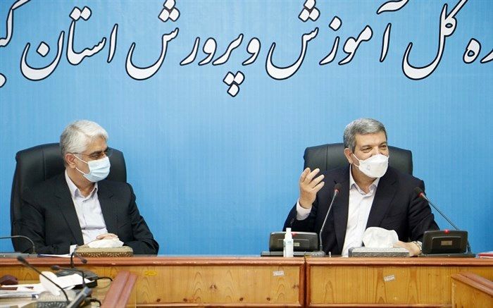 اهدای ۲۶۰ هزار تبلت و گوشی تلفن همراه به دانش آموزان کم برخوردار در سراسر کشور