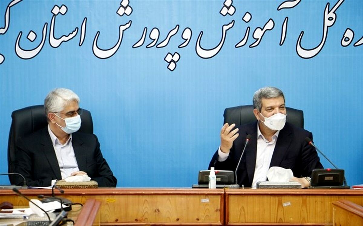 اهدای ۲۶۰ هزار تبلت و گوشی تلفن همراه به دانش آموزان کم برخوردار در سراسر کشور