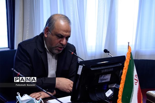 اولین نشست اداره کل امور تربیتی، مشاوره و مراقبت در برابر آسیب‌های اجتماعی در سال ۱۴۰۰