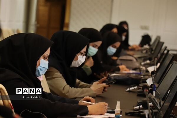 نشست خبری رئیس دانشگاه علوم پزشکی تبریز