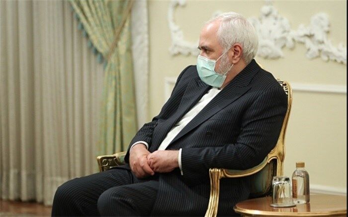 ظریف خواستار ارتقاء همکاری های کنسولی میان ایران و پاکستان شد
