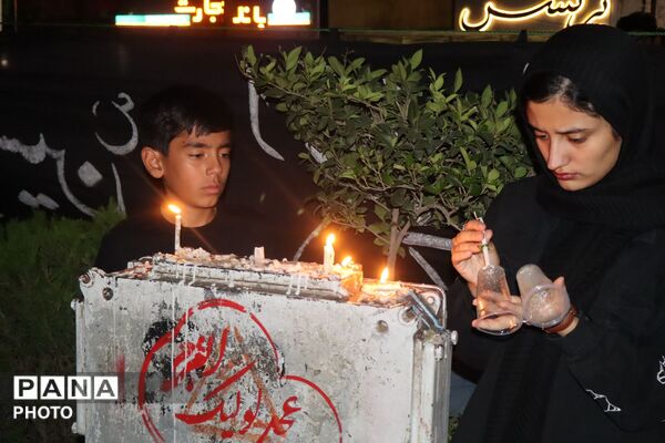 مراسم شام غریبان شهدای دشت کربلا در حسینیه امام خمینی (ره) 