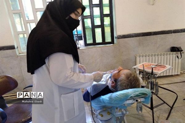 همت گروه جهادی پزشکان برای درمان رایگان مردم