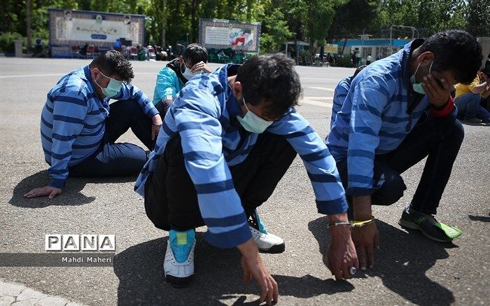 دستگیری ۲۰ فروشنده سوالات کنکور