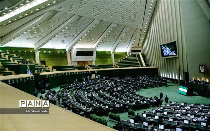 اعلام وصول ۱۳ لایحه در نشست امروز مجلس؛ لایحه تشکیل پلیس اطفال در دستور قرار گرفت