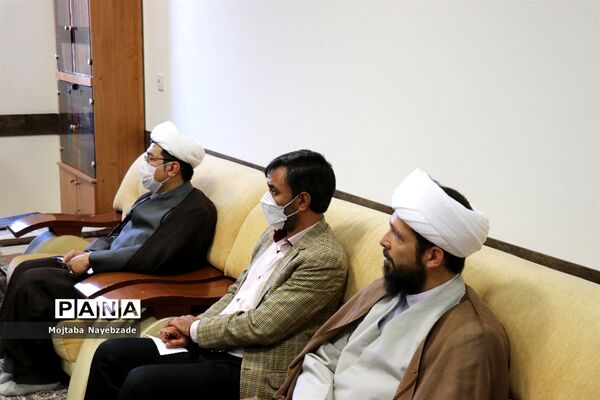 نشست هم اندیشی  با هدف تولید محتوا برای کودکان پیش دبستانی و دبستانی در مشهد