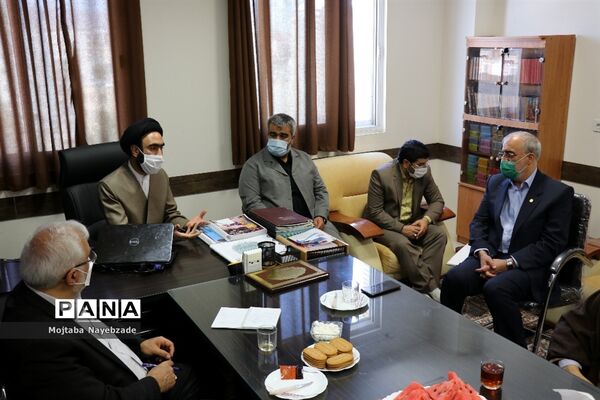 نشست هم اندیشی  با هدف تولید محتوا برای کودکان پیش دبستانی و دبستانی در مشهد