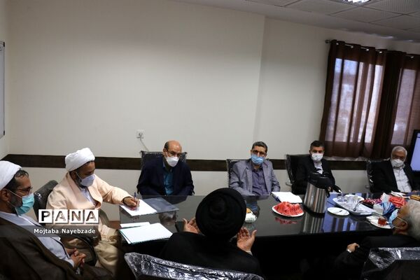نشست هم اندیشی  با هدف تولید محتوا برای کودکان پیش دبستانی و دبستانی در مشهد