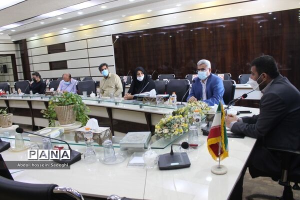 تجلیل از مقام آوران جشنواره کشوری معلمان هنرمند استان بوشهر