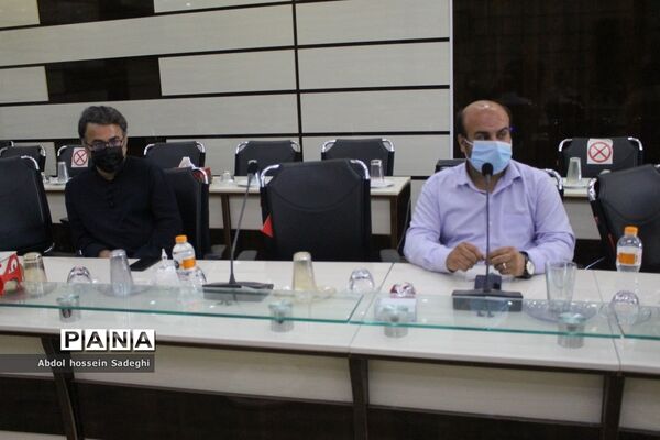 تجلیل از مقام آوران جشنواره کشوری معلمان هنرمند استان بوشهر