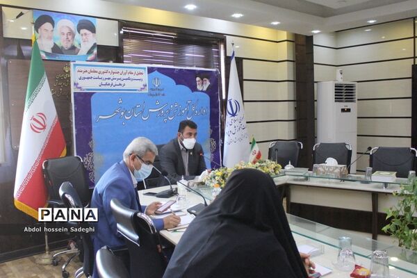 تجلیل از مقام آوران جشنواره کشوری معلمان هنرمند استان بوشهر