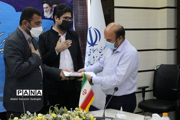 تجلیل از مقام آوران جشنواره کشوری معلمان هنرمند استان بوشهر