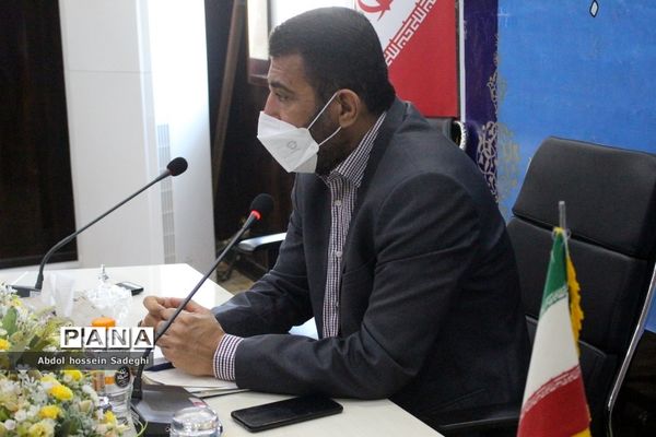 تجلیل از مقام آوران جشنواره کشوری معلمان هنرمند استان بوشهر