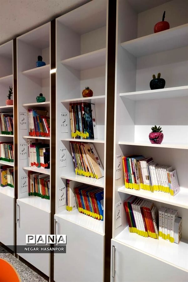 افتتاح کتابخانه در دبستان مهندس بابایی فلاورجان