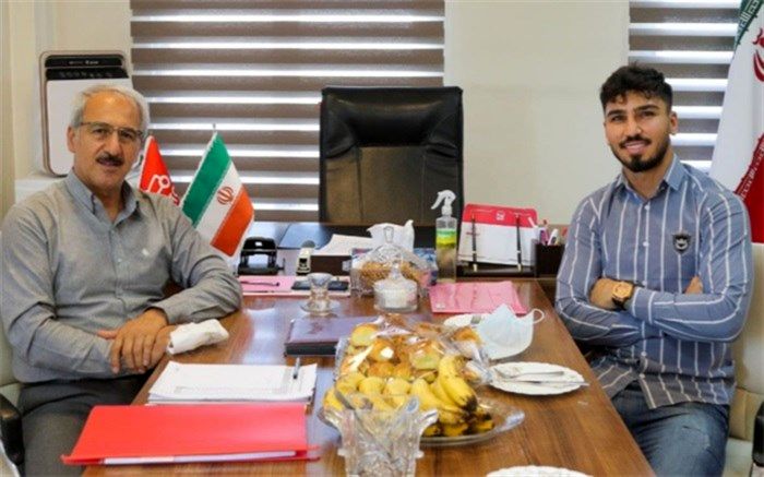 بازیکن اخراجی تراکتور مجوز بازگشت گرفت