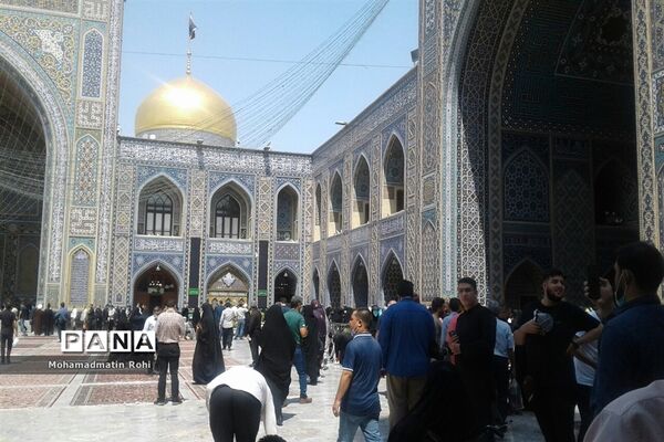 حال و هوای حرم مطهر رضوی در روز زیارتی  امام رضا علیه السلام