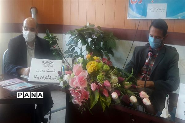 جلسه توجیهی خبرنگاران پانا کاشمر و اهدای گواهی دوره آموزش مجازی خبرنگاری کشوری