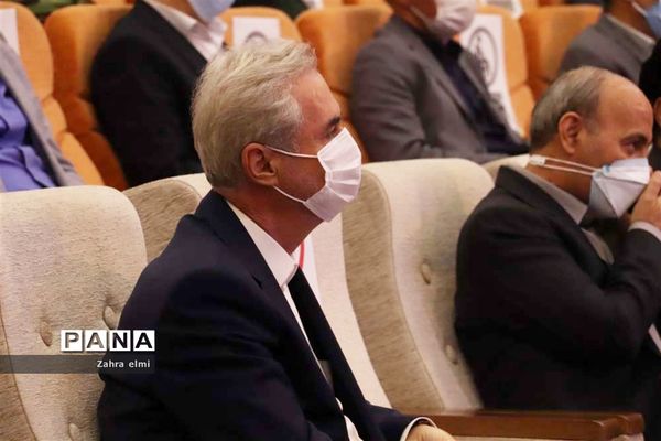 افتتاح خوابگاه  دانشجویی تلاش با حضور وزیر بهداشت در تبریز